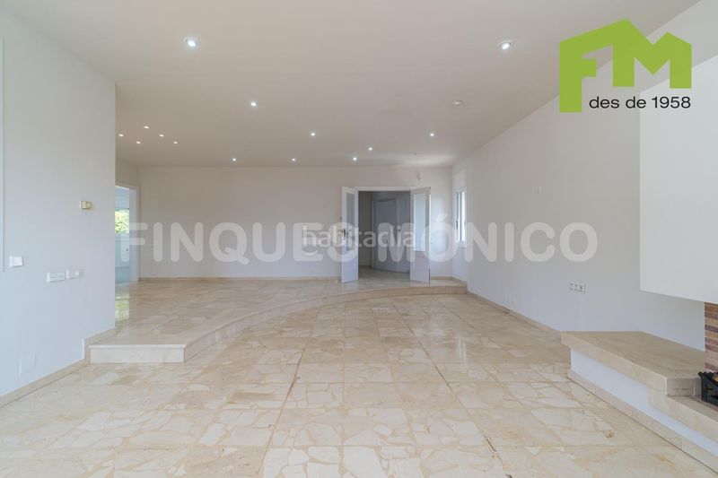 Foto e2823ac1-fb79-4676-98e2-473548d8fd7b. Casa amb calefacció aparcament piscina a Bellresguard-Can Teixidó Masnou (El)
