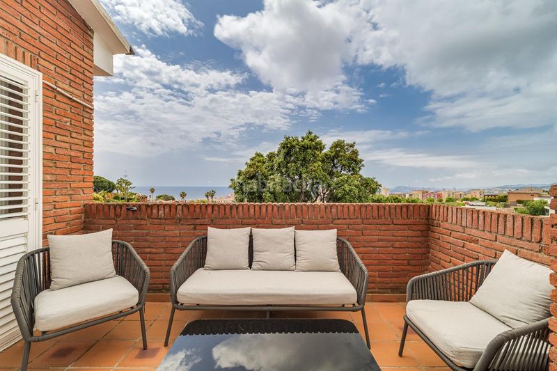 Foto fea33e03-a17e-47c1-9372-50825b70e55b. Casa amb calefacció piscina a Teià