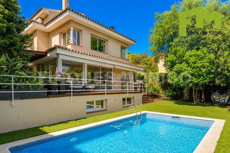 Foto 1490200d-af5e-4e95-9fb7-976f4ecee39d. Casa amb calefacció piscina a Teià