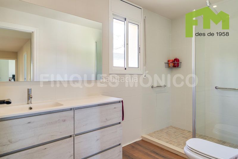 Foto 5d1b8794-be30-4fb5-97d9-82f4e70b056a. Casa amb calefacció piscina a Teià