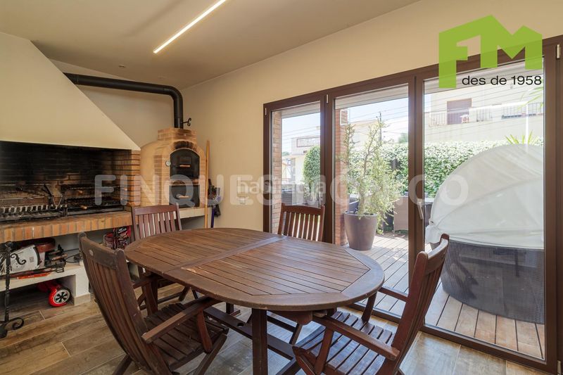 Foto 17b8ad87-b382-4261-b367-4813e1b17384. Casa amb calefacció piscina a Califòrnia-Santa Madrona Masnou (El)