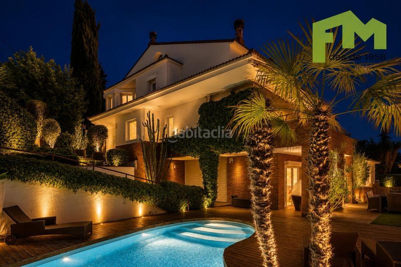 Foto 465a5520-8e61-43ca-bea6-bdca454f490c. Casa amb calefacció piscina a Califòrnia-Santa Madrona Masnou (El)