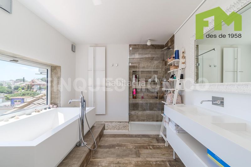 Foto e9547682-a32b-46a1-bd5f-cdead6a05e4d. Casa amb calefacció piscina a Califòrnia-Santa Madrona Masnou (El)