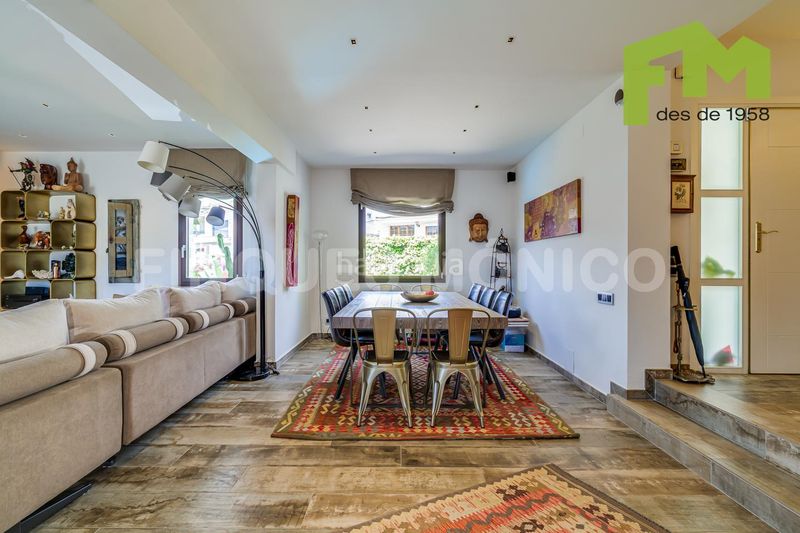 Foto ee6b39dc-0433-49bd-9697-fa7aca760029. Casa amb calefacció piscina a Califòrnia-Santa Madrona Masnou (El)