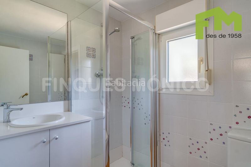 Foto 03f9cab4-3b8c-472e-ab0d-df73d6793086. Casa amb calefacció a Teià