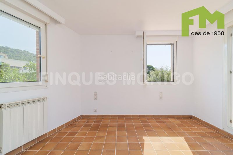 Foto 0bf67c6e-dfc9-490c-895d-3119b08c70e1. Casa amb calefacció a Teià