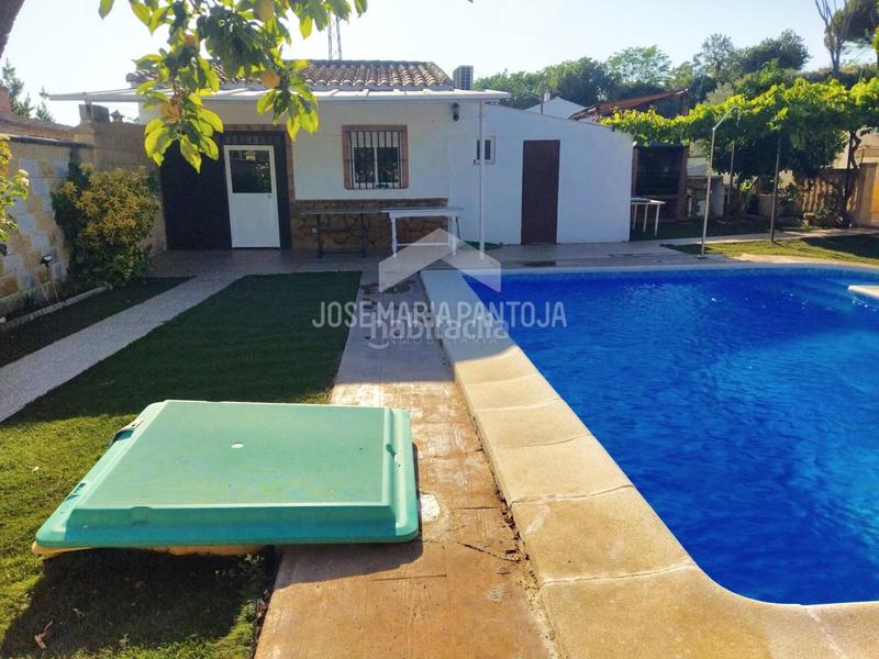 Foto 11e9375d-d8c5-4073-8f8c-f15f1b6565b9. Chalet con riscaldamento parcheggio piscina in Arcos de la Frontera