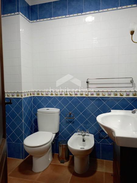 Foto 8e3bbb03-fb0a-4619-9fb4-a4d9912f1f37. Chalet con riscaldamento parcheggio piscina in Arcos de la Frontera