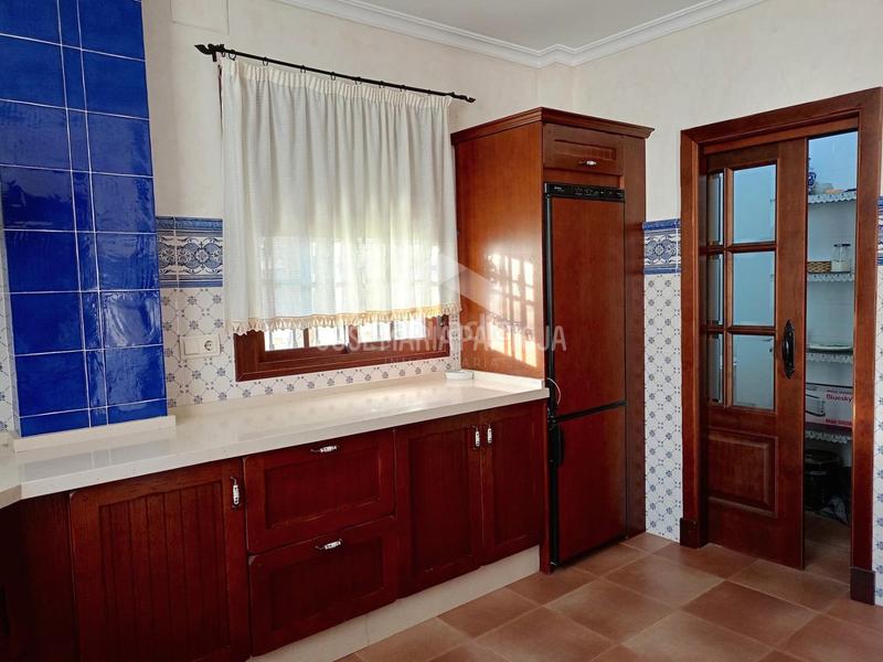 Foto c963a63f-3268-4ba0-ad78-707fd96cbd62. Chalet con riscaldamento parcheggio piscina in Arcos de la Frontera