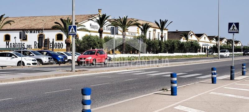 Foto f02b7d87-b838-48d4-9733-1ee3ea8c833a. Casa a Picadueñas Jerez de la Frontera