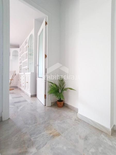 Foto c976aa06-1369-4ead-a199-9bb3ae36a931. Piso  luminoso en puertas del sur, ideal para entrar a vivir en Jerez de la Frontera