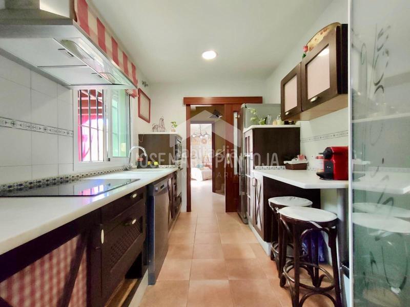 Foto 3a22e0d8-19ae-43a6-8caf-b288cce79576. Maison jumelée dans Pozoalbero Jerez de la Frontera