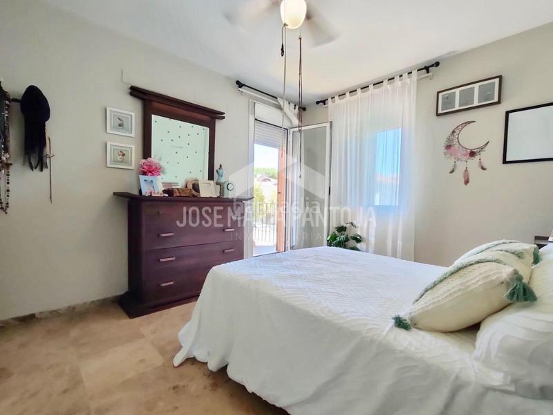 Foto a1326865-5712-49db-9014-73d748234c7c. Casa aparellada a Pozoalbero Jerez de la Frontera