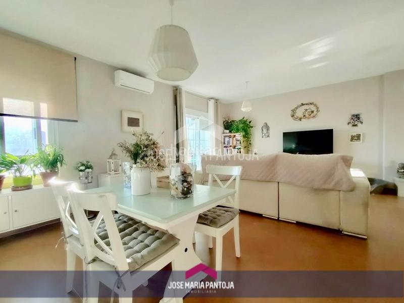 Foto ec77ff89-b6d2-49a7-9958-169a08ca722c. Appartamento con parcheggio in Montealto Jerez de la Frontera