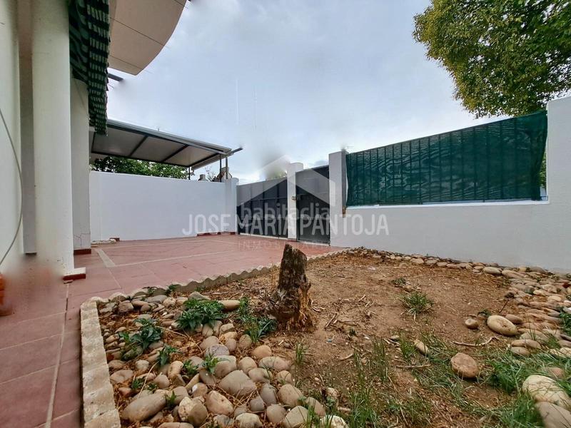 Foto ccc995b9-be5d-4e15-9e00-8fa57bfd125f. Casa a schiera in El Rocío - La Milagrosa Jerez de la Frontera