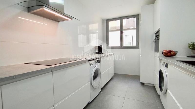 Foto 2409dc26-6cfe-4d1f-96e1-f181df5fdecc. Flat with parking pool in Caballero Bonald-S. José Obrero-Guadalcacín Jerez de la Frontera