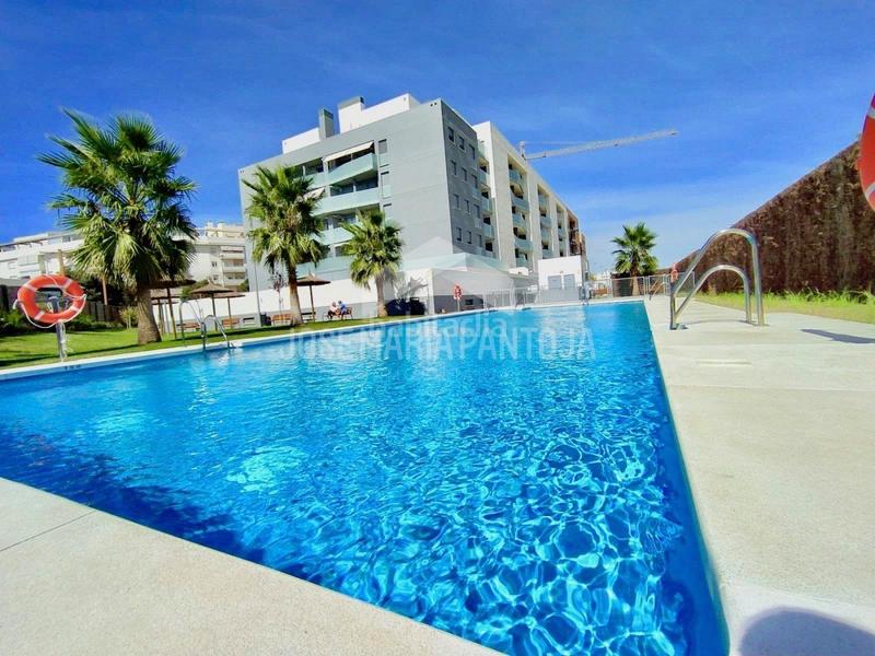Foto 93024d6e-770d-41bf-a152-7bad61199b6c. Flat with parking pool in Caballero Bonald-S. José Obrero-Guadalcacín Jerez de la Frontera