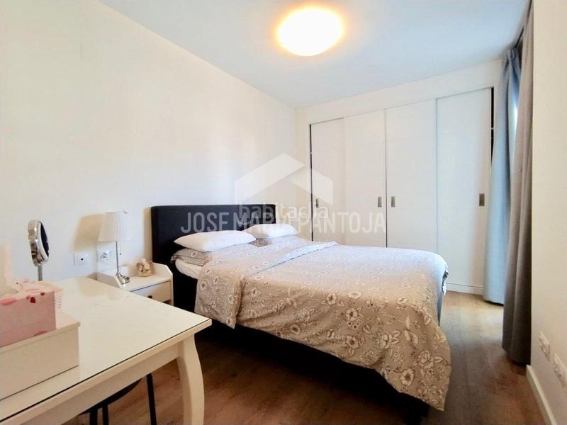 Foto fc6e9994-f14b-45ce-8d6b-bff4e9a73f9a. Flat with parking pool in Caballero Bonald-S. José Obrero-Guadalcacín Jerez de la Frontera