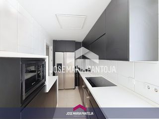 Pis a Arcos de la Frontera. Piso con terrazasolarium de 75m2 aprox. en jedula