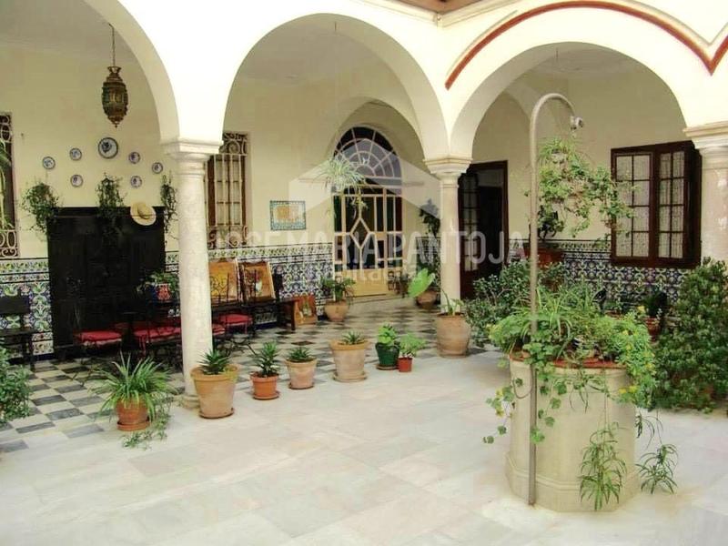 Foto 44aaefe5-3947-4101-b84f-ae4394428629. Maison avec chauffage parking dans Centro Jerez de la Frontera