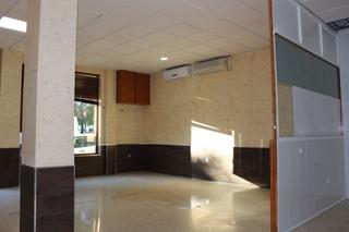 Alquiler Local Comercial en Chapín - Campus Universitario - Navinco. Se alquila local comercial
