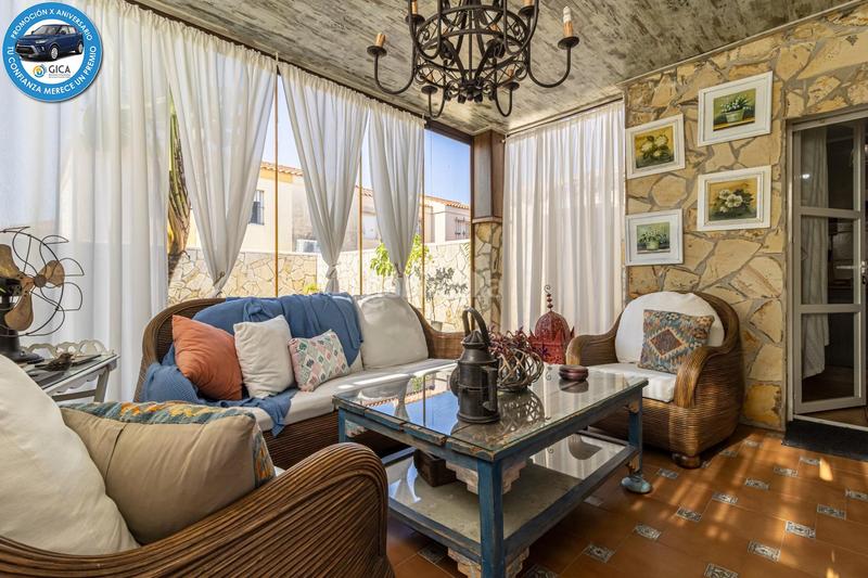 Foto d4e526b5-4e97-41b3-8738-688079fa600f. Maison jumelée avec parking dans El Rocío - La Milagrosa Jerez de la Frontera