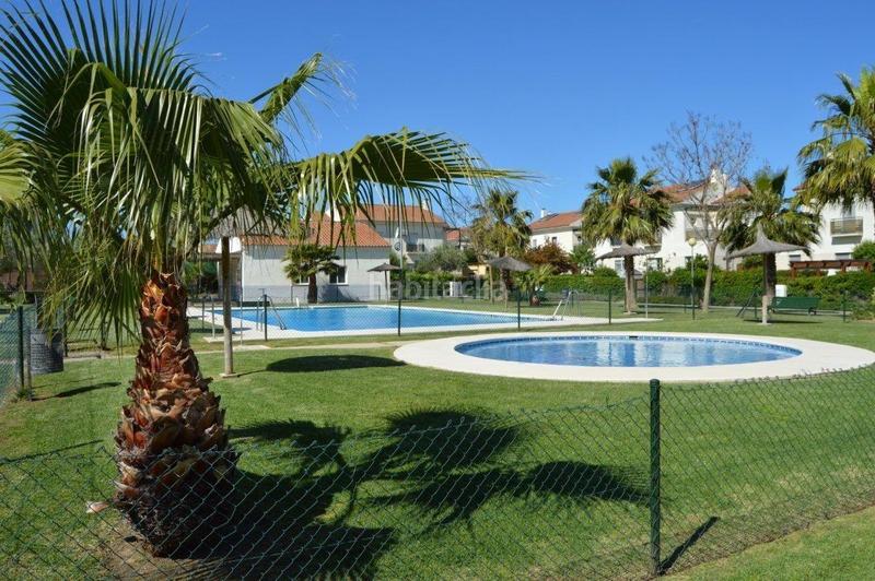 Foto 2fa81f85-00da-4777-85a4-4c1de47667a1. Casa pareada pareado en el campo de golf en Puertas del sur - Guadabajaque Jerez de la Frontera