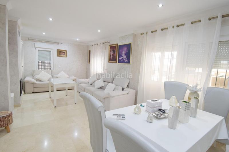 Foto 87e31709-475e-40c3-90fe-e23b73113808. Casa pareada pareado en el campo de golf en Puertas del sur - Guadabajaque Jerez de la Frontera