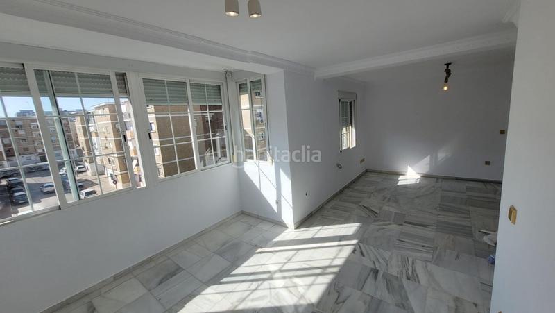 Foto 2f81a3c2-50d5-45ff-bec6-4f6ecf61f042. Alquiler piso se alquila piso en icovesa sin amueblar en Jerez de la Frontera