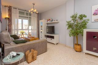Piso en Santiago - Coronación. Se vende piso en zona de santiago