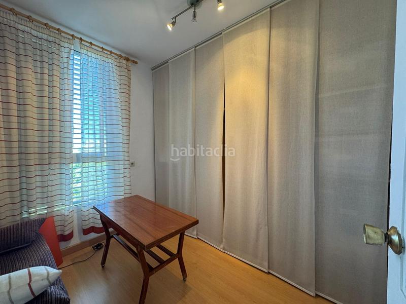 Foto ca0aa44b-981f-454e-9916-9fdb9e657102. Alquiler piso se alquila piso de tres dormitorios en zona merca 80 en Jerez de la Frontera