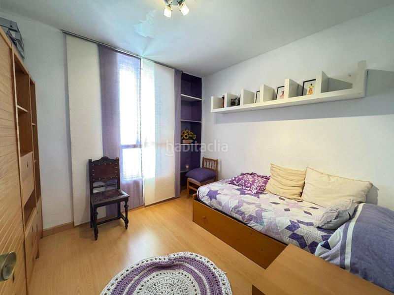 Foto e9ea2e90-1fc4-48d4-8b38-1b65baddf67f. Alquiler piso se alquila piso de tres dormitorios en zona merca 80 en Jerez de la Frontera