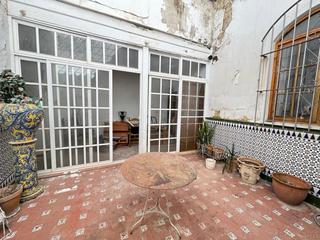 Piso en Centro. Se vende piso en calle larga
