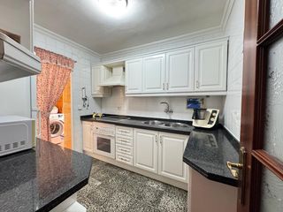 Etagenwohnung in Santiago - Coronación. Se vende piso en los naranjos