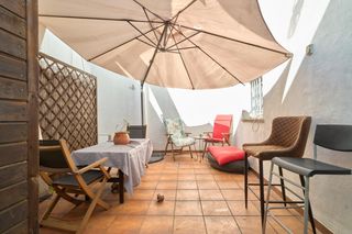 Etagenwohnung in Centro. Luminosidad y confort con patio privado en calle don juan