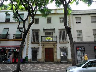 Alquiler Local Comercial en Centro. Impresionante local comercial en pleno centro de la ciudad