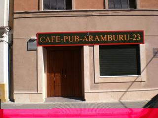 Geschäftsraum in Plaza de Toros - Ayuntamiento. Local pub en el centro