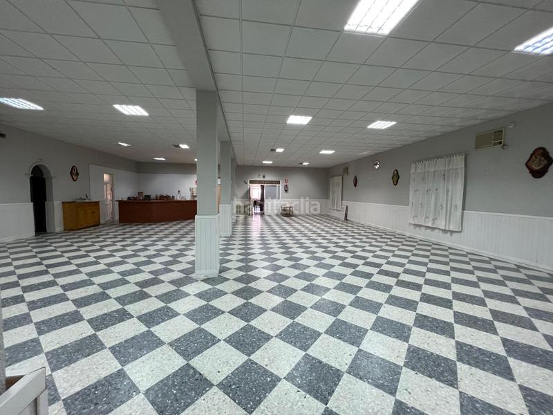 Foto a1969d96-2ffd-4c64-bd78-122a0a73b658. Local comercial edificio ideal para hostelería y restauración en Jerez de la Frontera