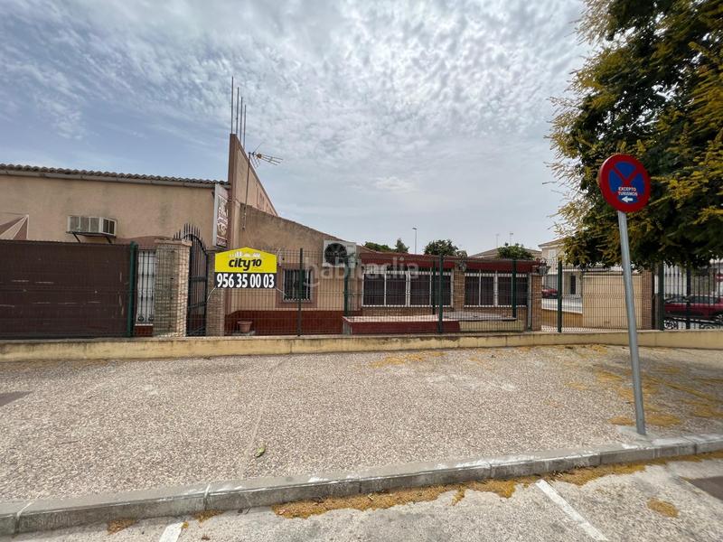 Foto b5b1f5d4-c91f-4583-a06c-9ab9d4bbc04b. Local comercial edificio ideal para hostelería y restauración en Jerez de la Frontera