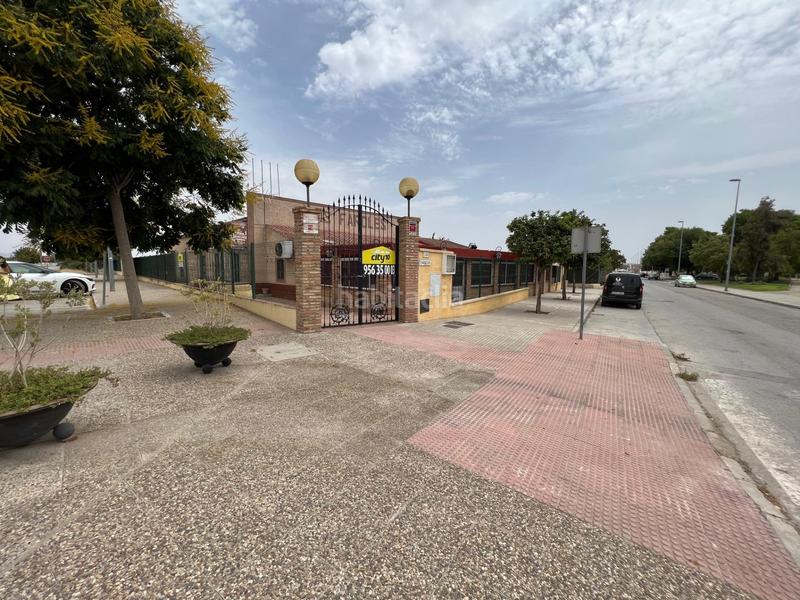 Foto d01e7217-b946-4a3d-bb0d-fb20fc7df24b. Local comercial edificio ideal para hostelería y restauración en Jerez de la Frontera