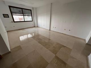Affitto Ufficio in Divina Pastora - La Yeguada. Oficina en perfecto estado céntrica