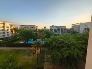 Alquiler Piso  Avenida voltaire. Piso en hipercor con piscina, terraza, garaje y trastero. zona n