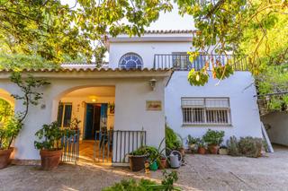 Chalet en Parque Atlántico - Ronda este. Chalet en pago solete bajo