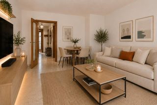 Etagenwohnung in Divina Pastora - La Yeguada. Amplio y luminoso piso en puerta de sevilla, jerez.
