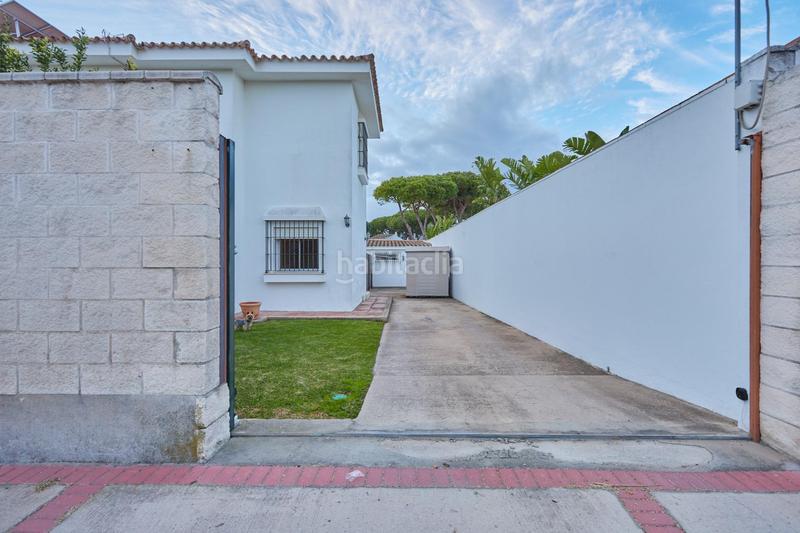 Foto 3416197a-83a1-4967-ae70-8db10c9f966c. Xalet amb piscina a Valdelagrana Puerto de Santa María (El)