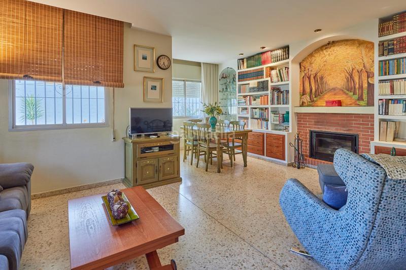 Foto 61f7d328-d8d4-4a7f-bb5e-736b6a0d8a8a. Xalet amb piscina a Valdelagrana Puerto de Santa María (El)