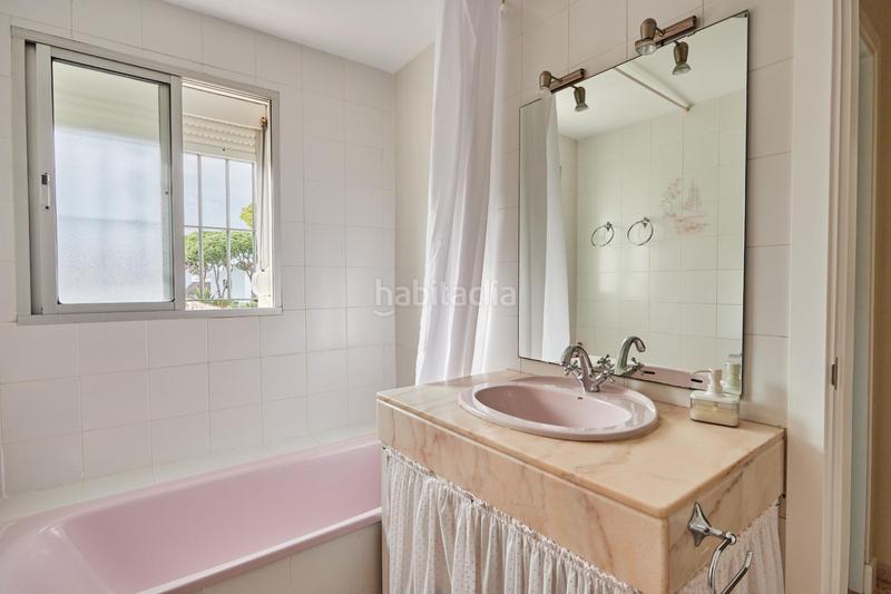 Foto b8050dd4-6e33-46ce-bb94-e2f4957a8c9b. Xalet amb piscina a Valdelagrana Puerto de Santa María (El)