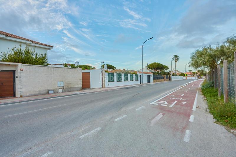 Foto cdcb8b9a-1387-4bb3-9888-b262177b40ca. Xalet amb piscina a Valdelagrana Puerto de Santa María (El)