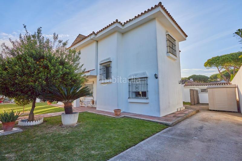 Foto f7a16446-a729-427f-9bb3-7dfbdc85e76f. Xalet amb piscina a Valdelagrana Puerto de Santa María (El)