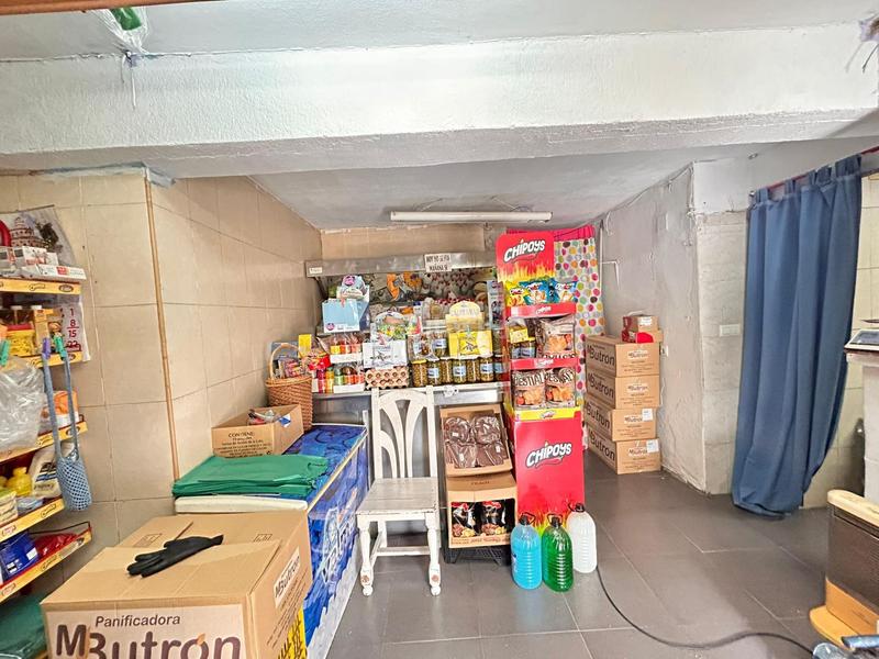 Foto fb8fc3f8-47e4-45a6-9bd4-c533374f35d1. Local comercial a Santiago - Coronación Jerez de la Frontera